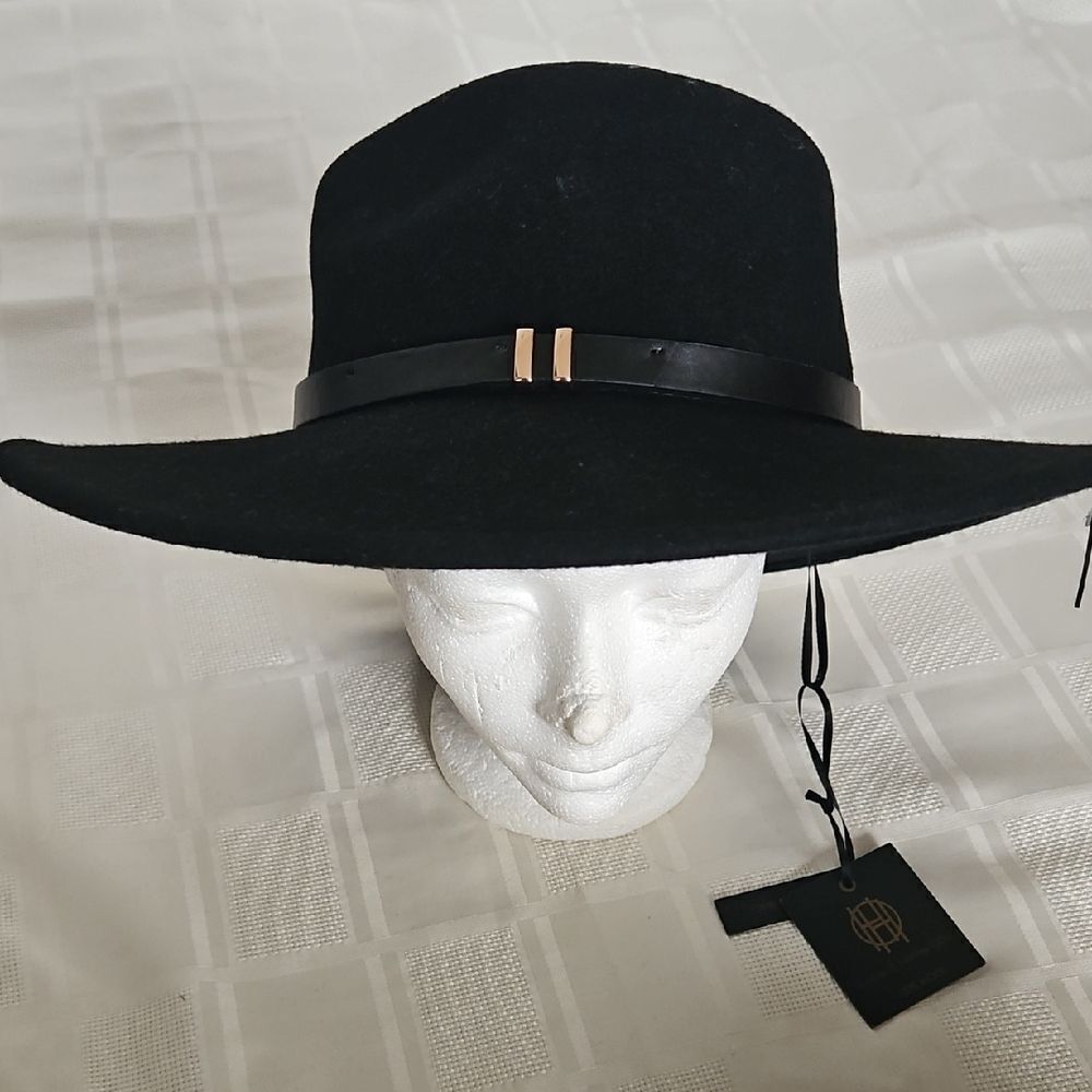 HOST PICK 🥳🥳 House of Harlow 1960 Black Wool Hat - Picture 9 of 16
